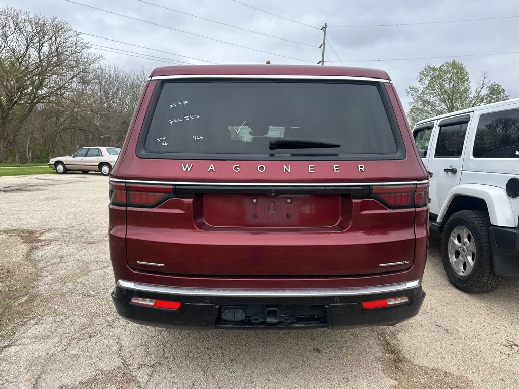 Used 2023 Jeep Wagoneer L Series II AWD/4WD image 13