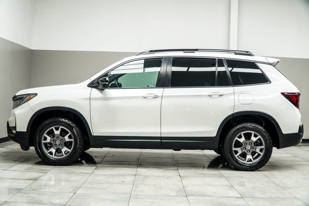 Used 2022 Honda Passport TrailSport image 9