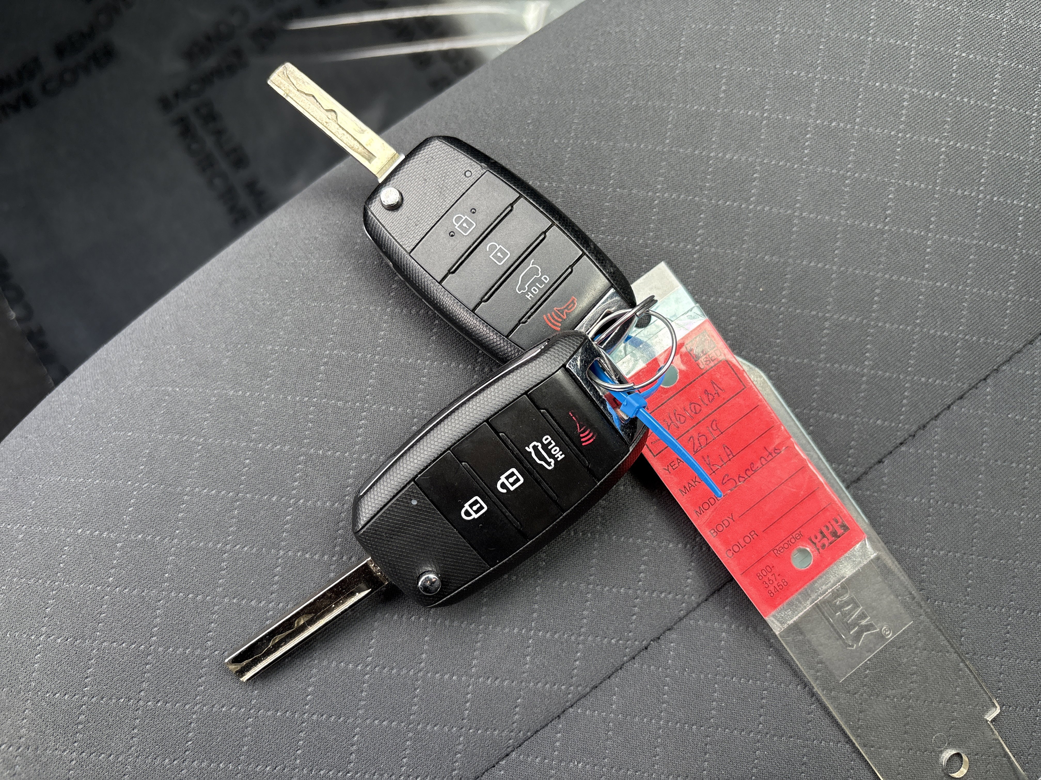 Used 2019 Kia Sorento LX image 36