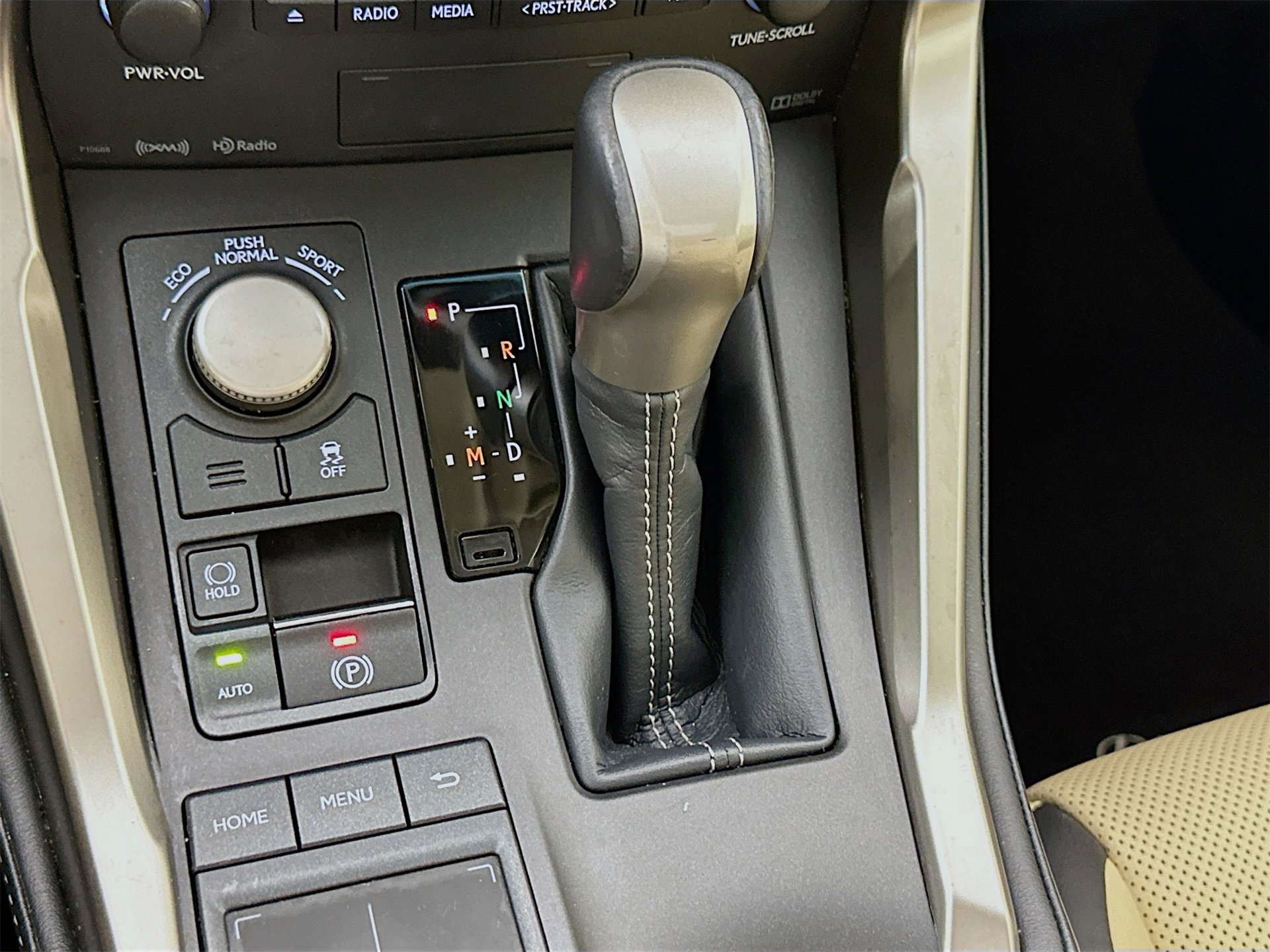 Used 2017 Lexus NX 200t FWD image 18