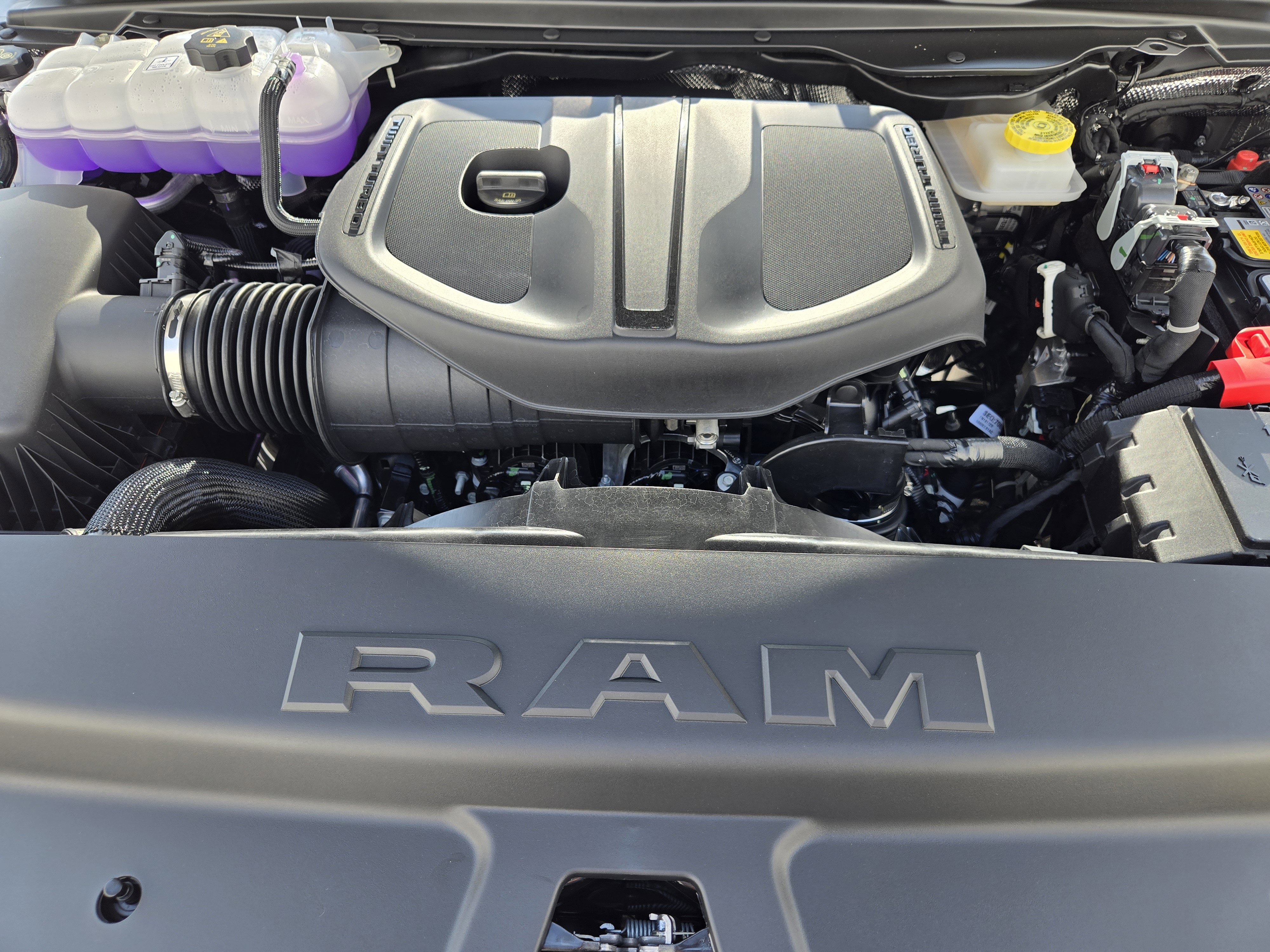 New 2026 RAM 1500 Laramie w/ Laramie Southwest Edition AWD/4WD image 23