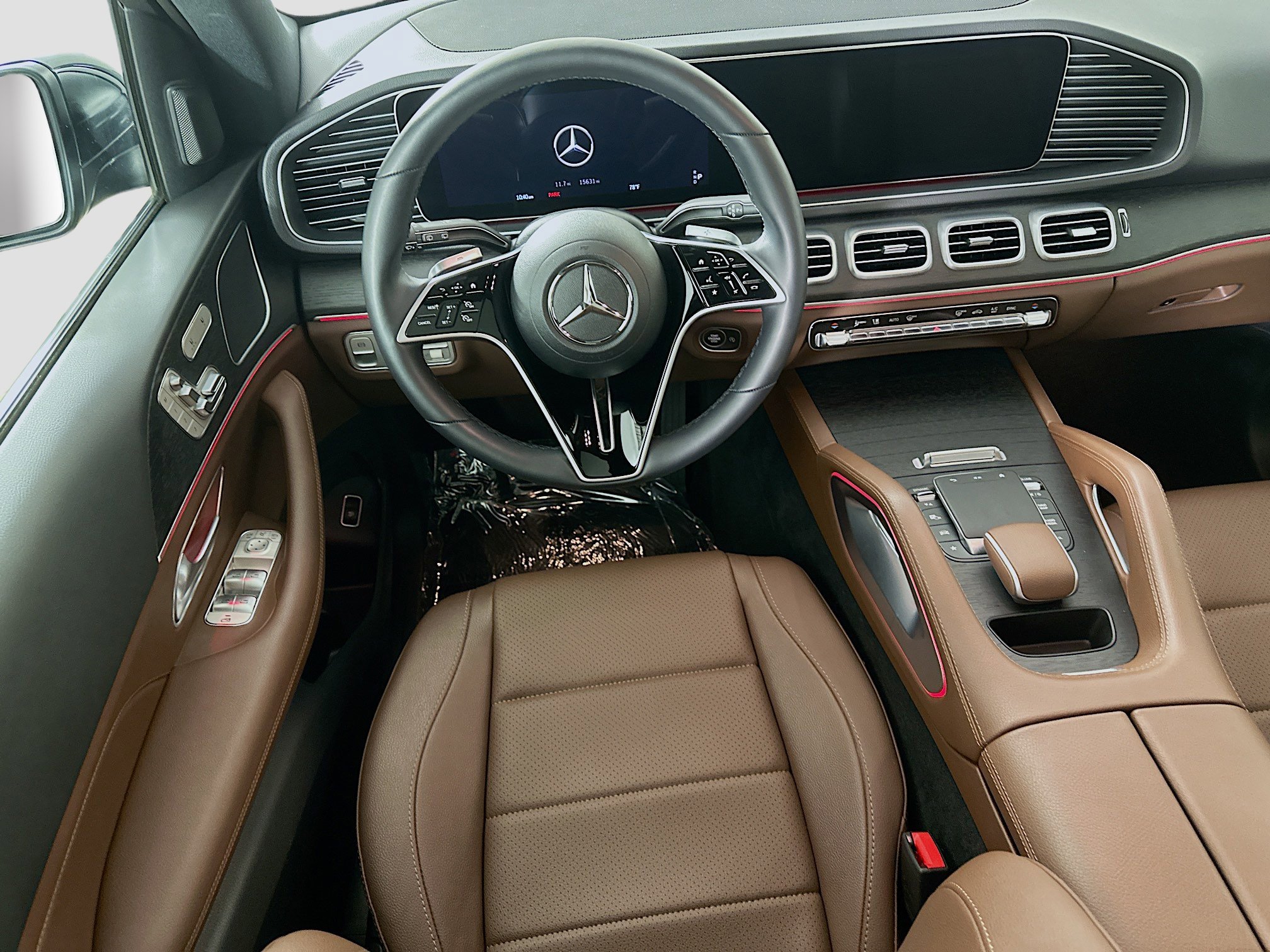 Certified 2024 Mercedes-Benz GLE 350 4MATIC w/ Winter Package image 29