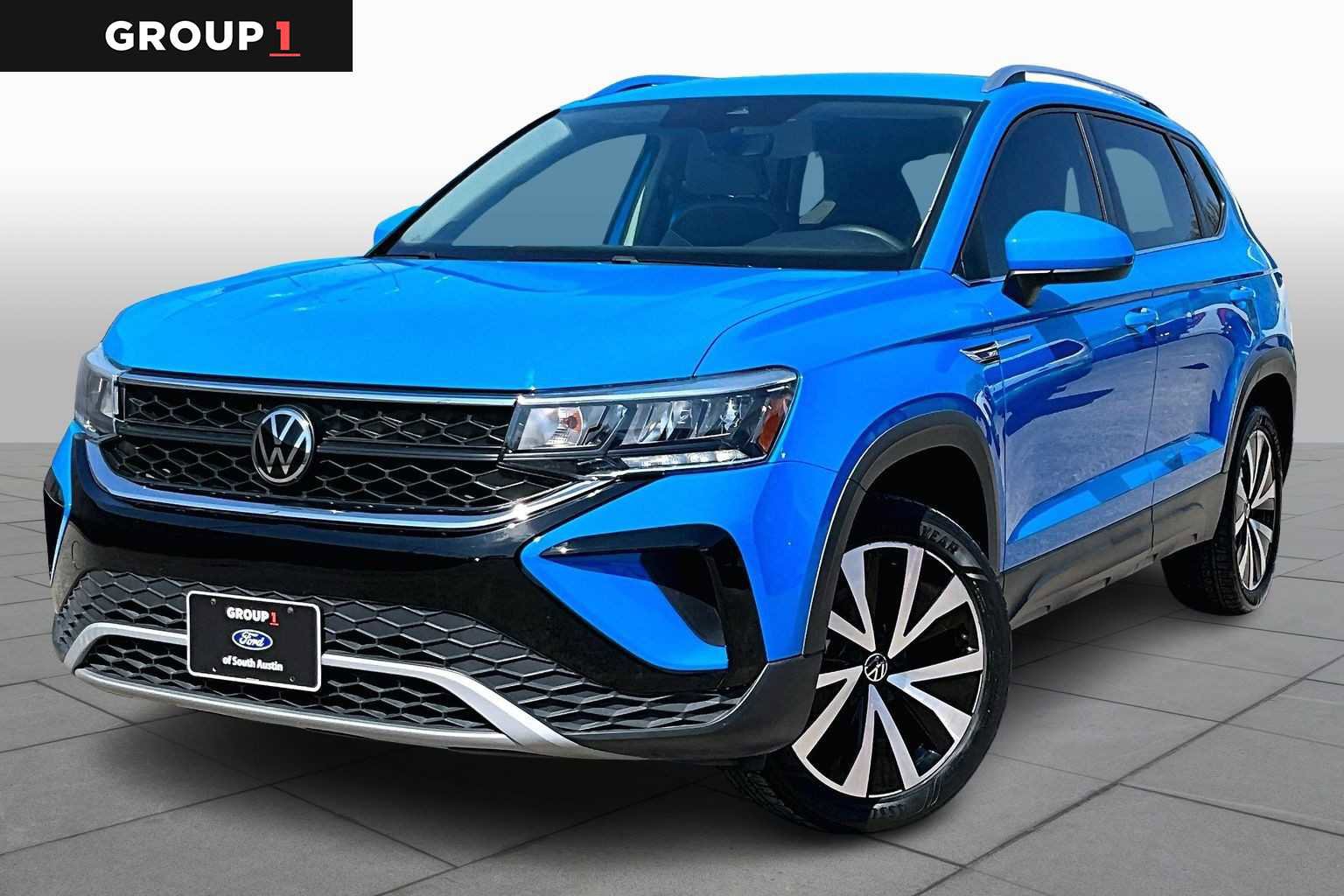 Used 2023 Volkswagen Taos SE image 1