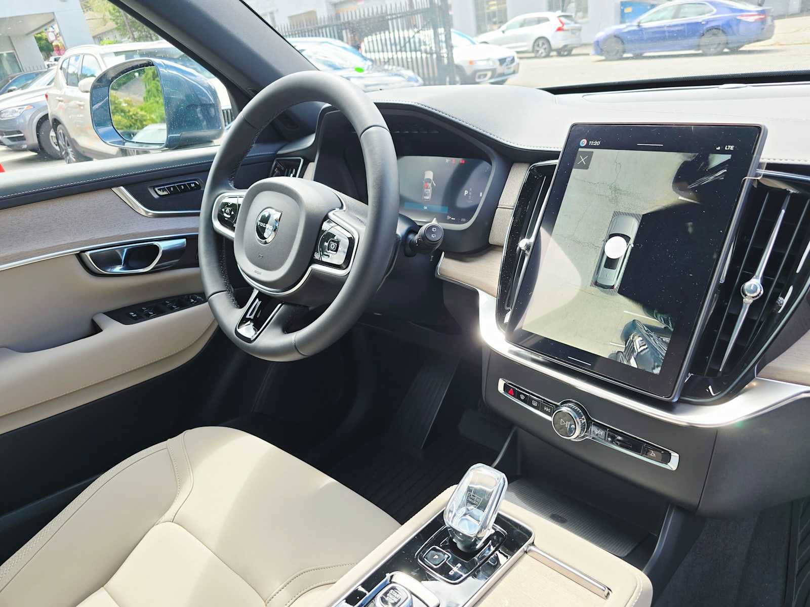 New 2026 Volvo XC90 B6 Plus w/ Protection Package AWD/4WD image 12