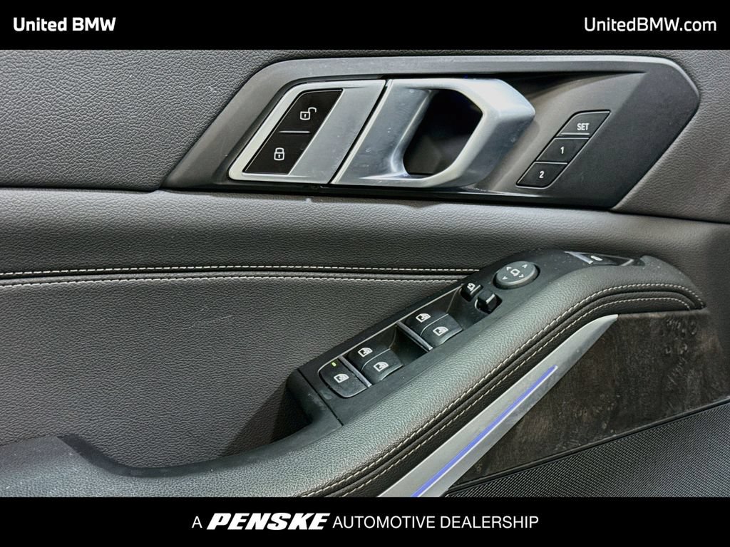 Used 2022 BMW X5 xDrive40i w/ Premium Package AWD/4WD image 10