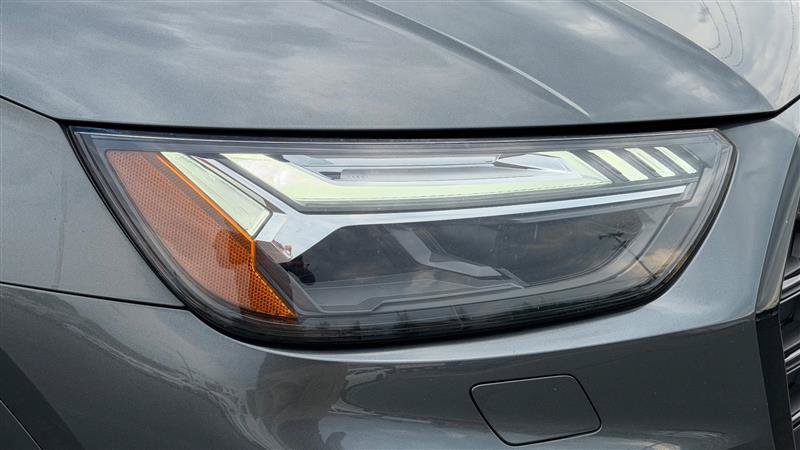Used 2021 Audi SQ5 Prestige w/ Prestige Package AWD/4WD image 11