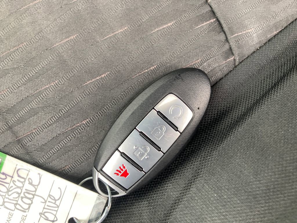 Used 2019 Nissan Rogue SV w/ Premium Package image 33