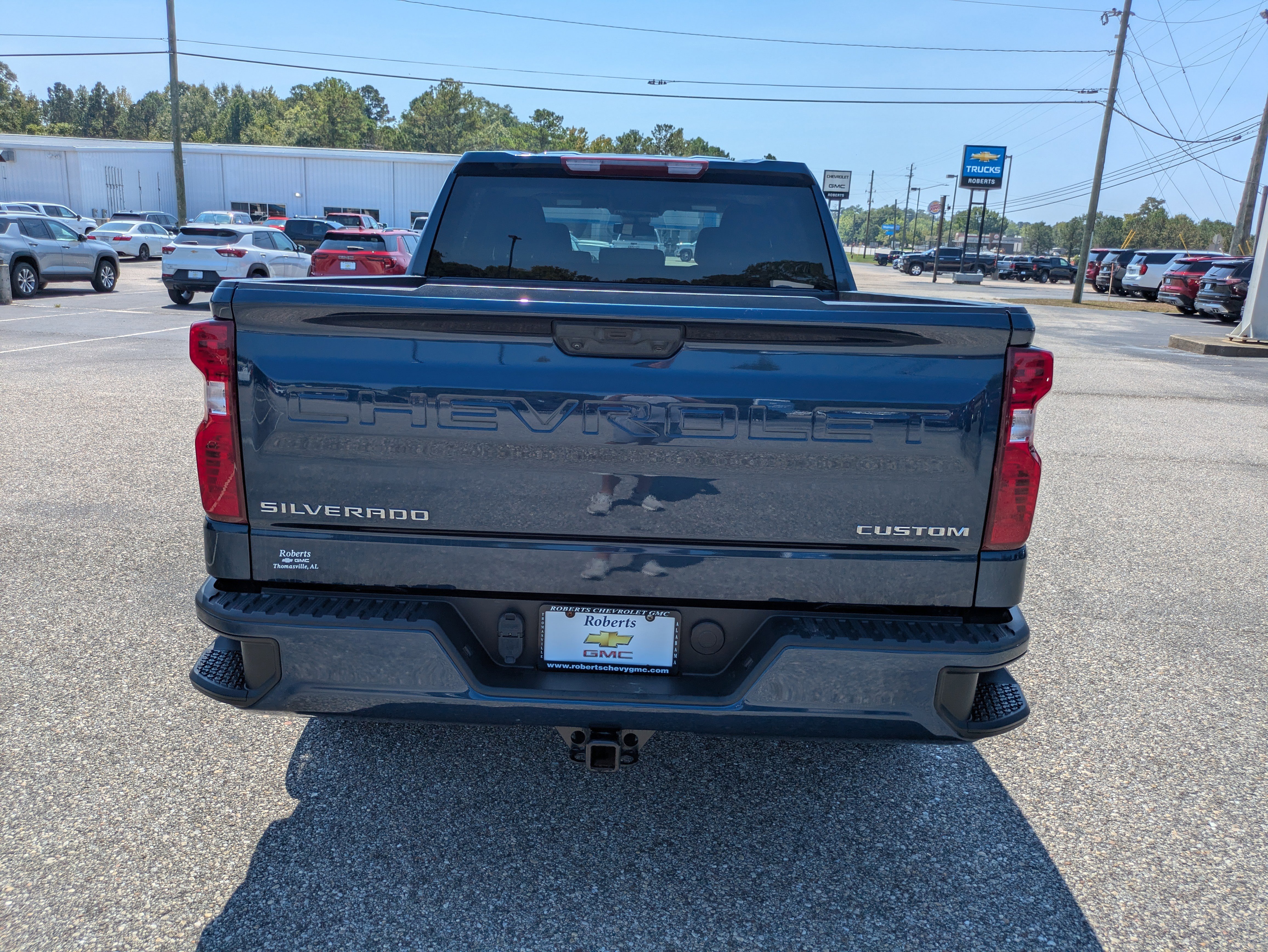 Used 2023 Chevrolet Silverado 1500 Custom image 4