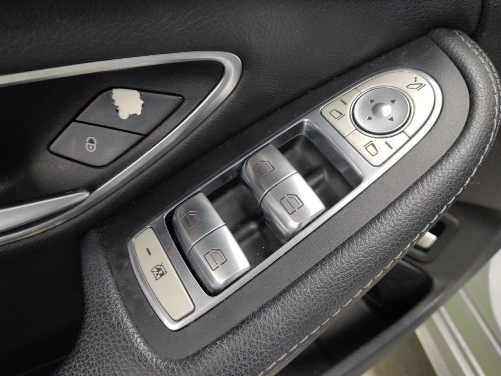 Used 2015 Mercedes-Benz C 400 4MATIC w/ Hands-Free Access Package image 27