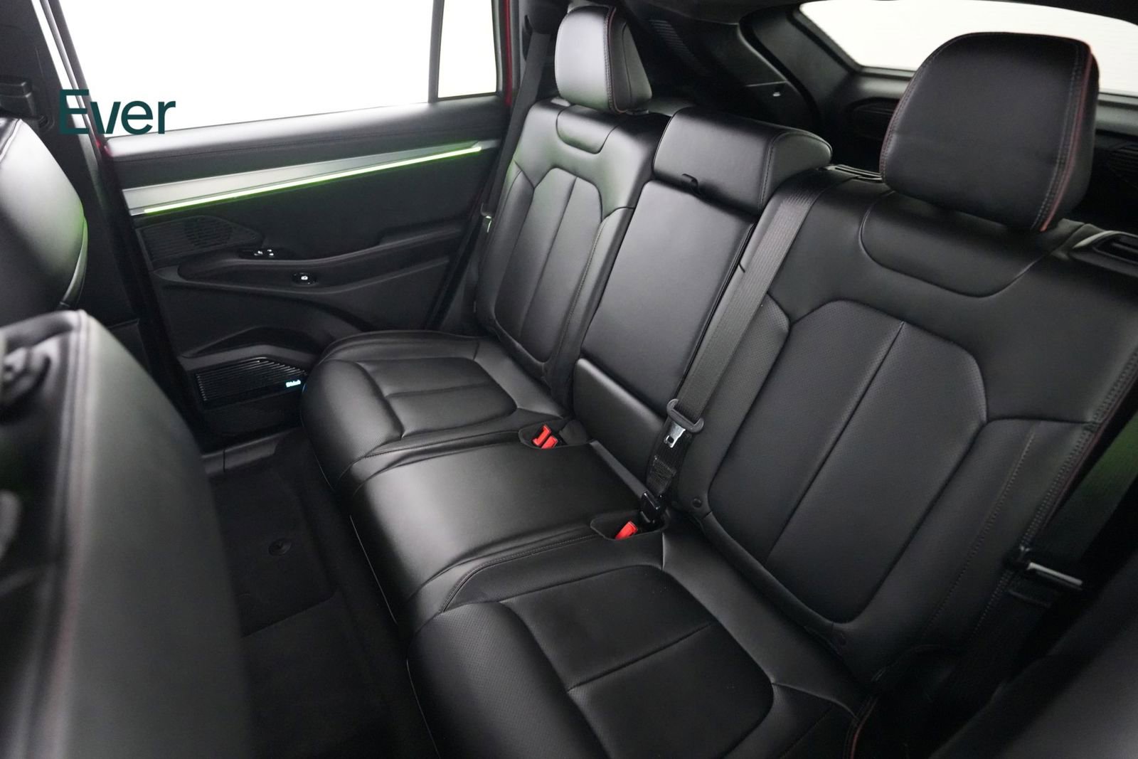 Used 2024 Jeep Wagoneer Launch Edition AWD/4WD image 24