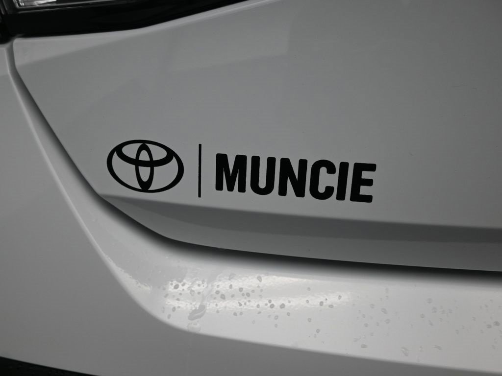 Used 2025 Hyundai Elantra N Base image 35