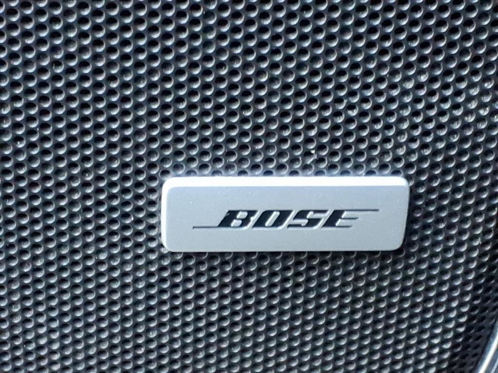 Used 2018 GMC Yukon SLT image 11