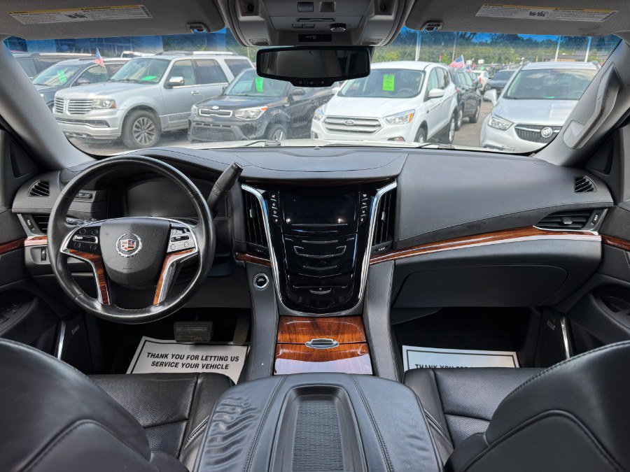Used 2015 Cadillac Escalade Premium AWD/4WD image 22