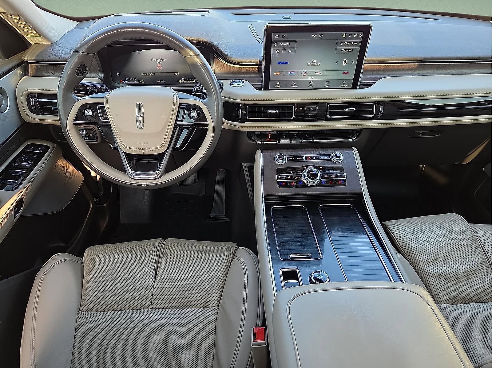 Used 2023 Lincoln Aviator Reserve w/ Equipment Group 201A AWD/4WD image 12