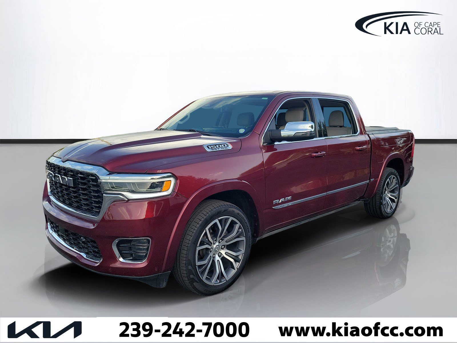 Used 2025 RAM 1500 Tungsten AWD/4WD image 3