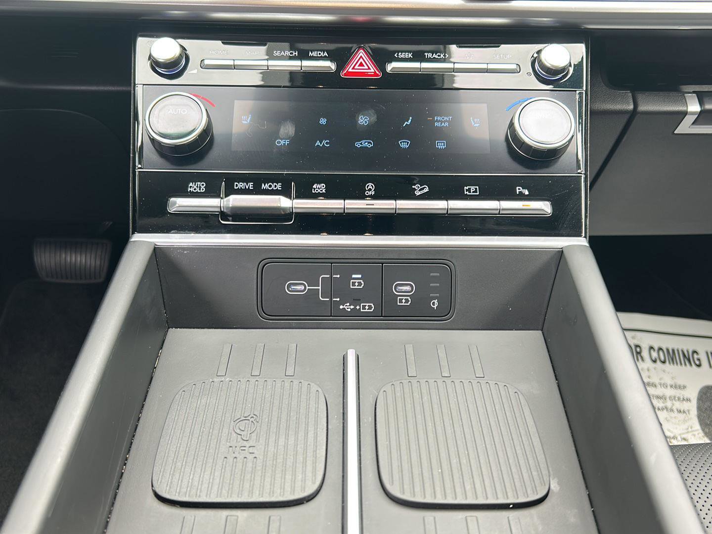 Certified 2025 Hyundai Santa Fe XRT AWD/4WD image 24