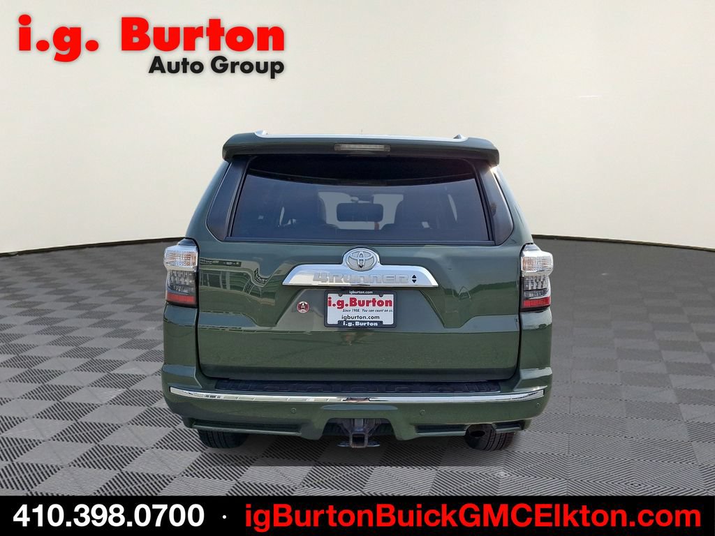Used 2022 Toyota 4Runner Limited AWD/4WD image 5