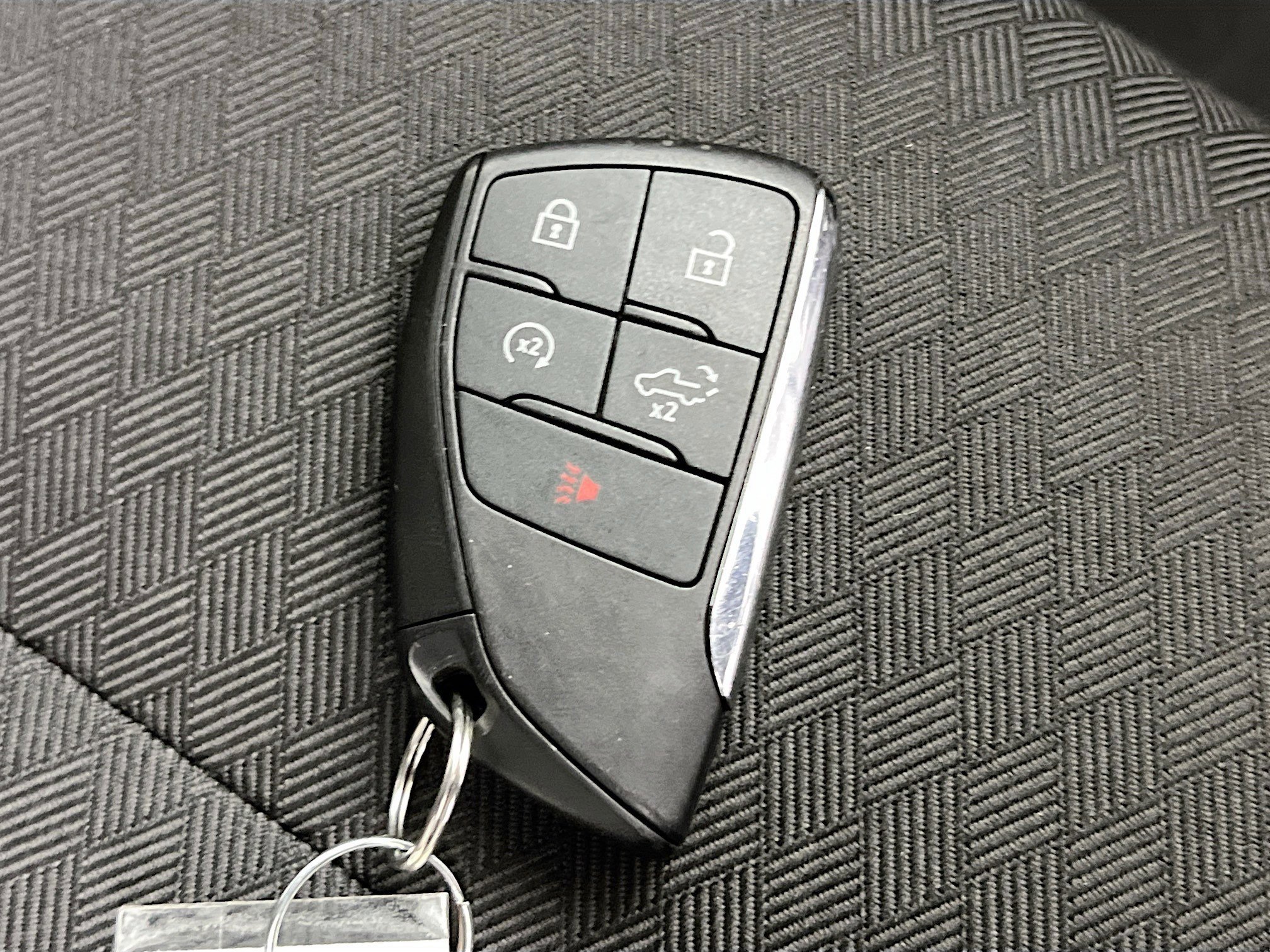 Used 2025 Chevrolet Silverado 1500 LT image 36