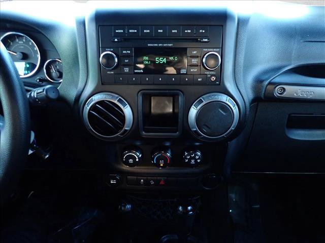 Used 2014 Jeep Wrangler Sport AWD/4WD image 16