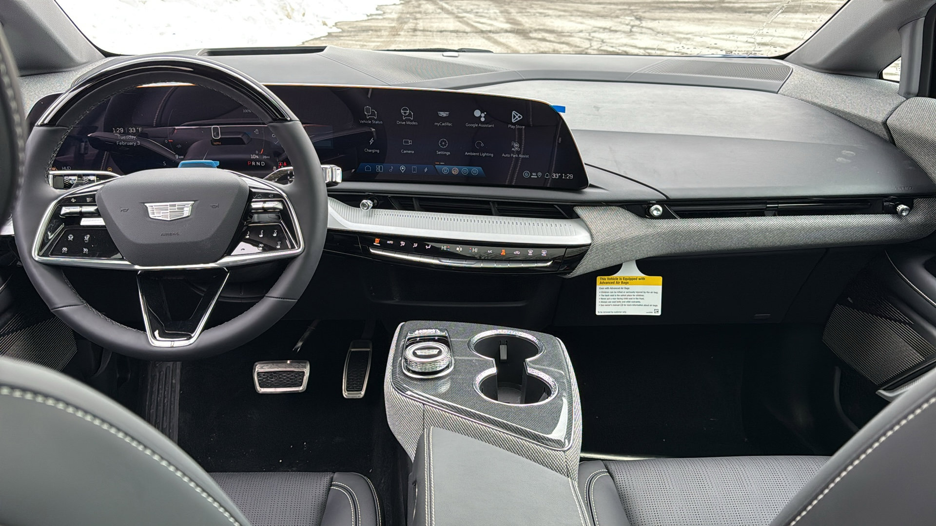 New 2026 Cadillac Optiq Luxury 2 image 9