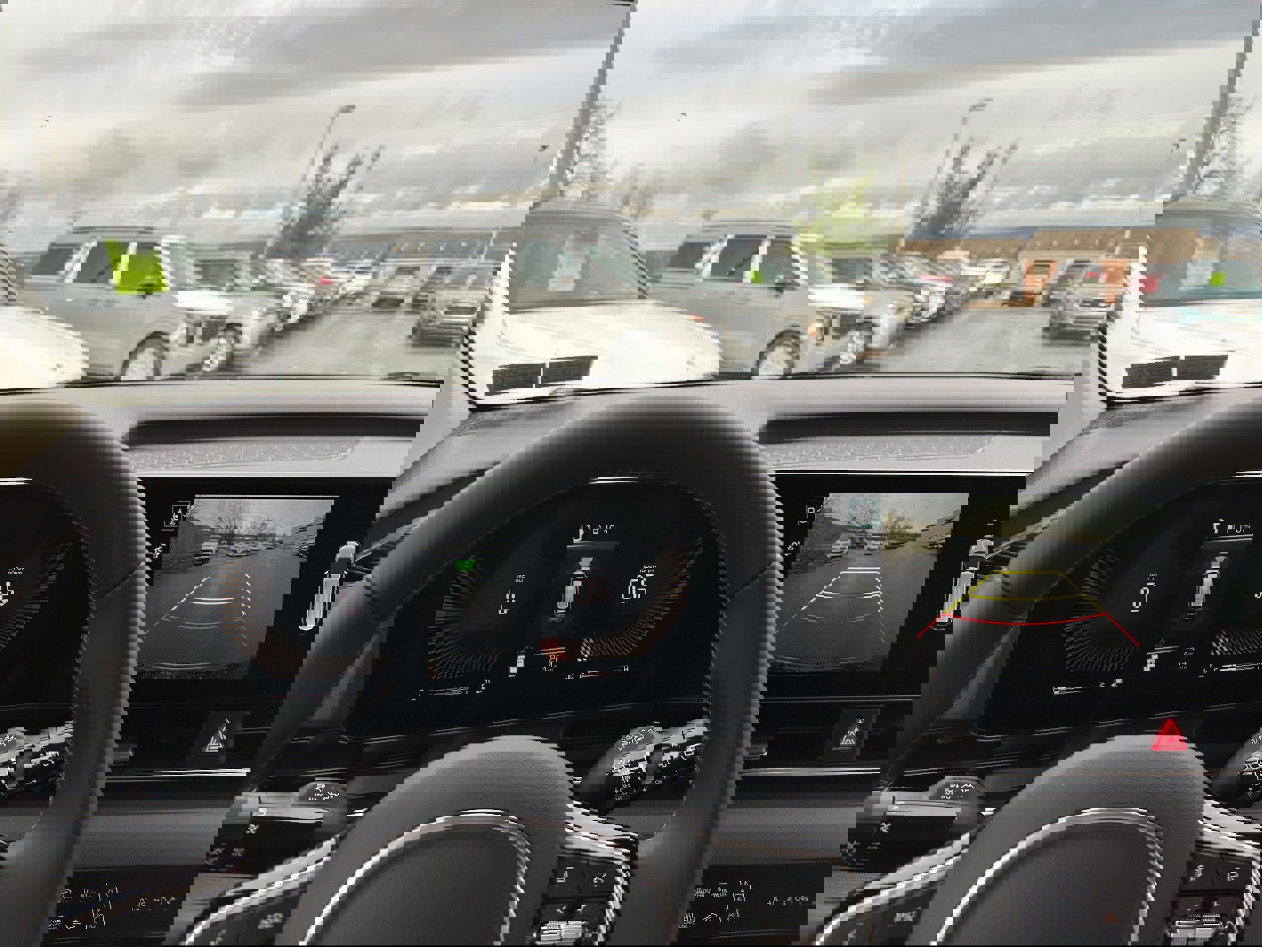 New 2026 Kia Carnival EX image 38