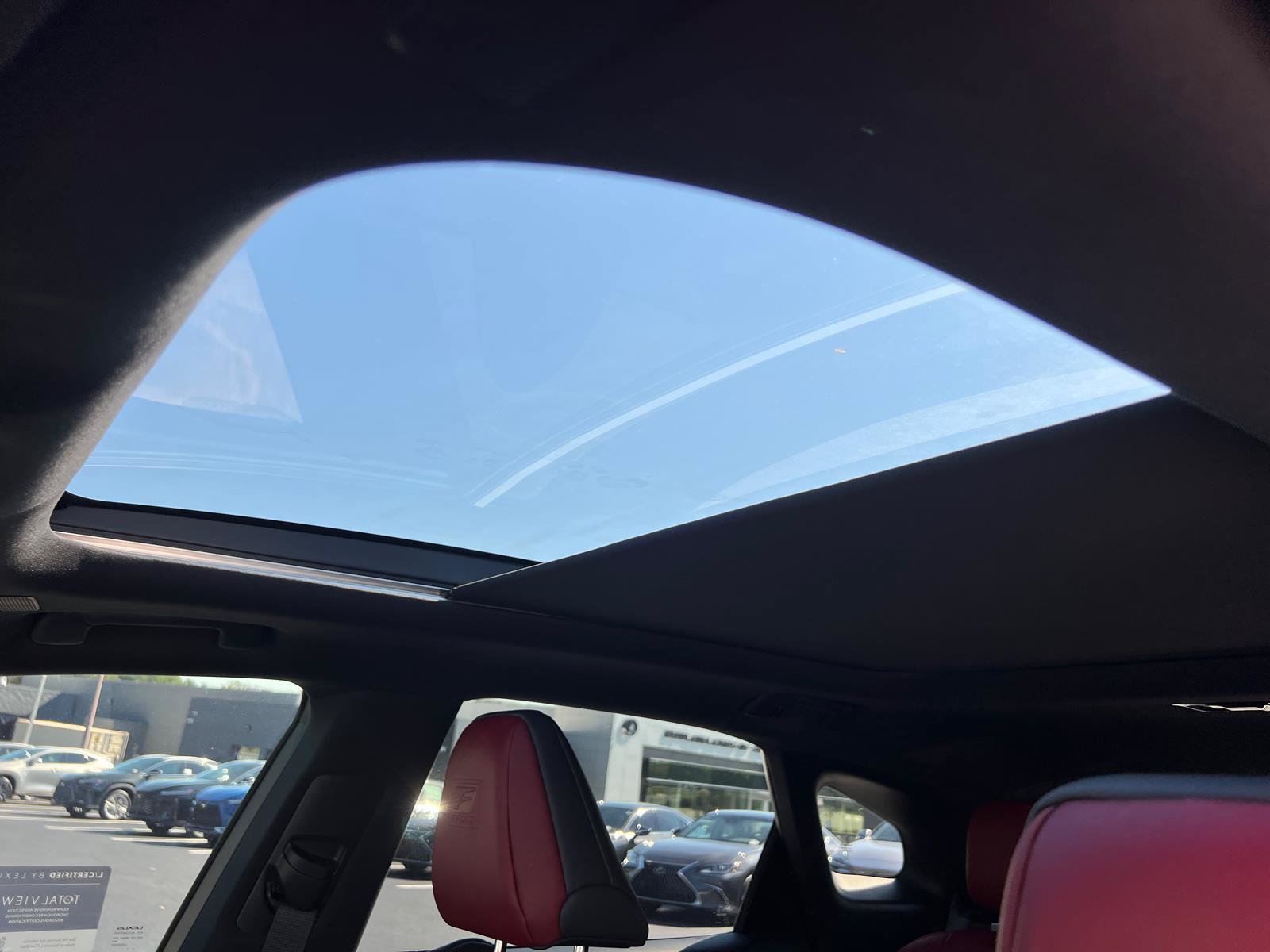 Certified 2023 Lexus RX 500h F Sport w/ Cold Area Package AWD/4WD image 33