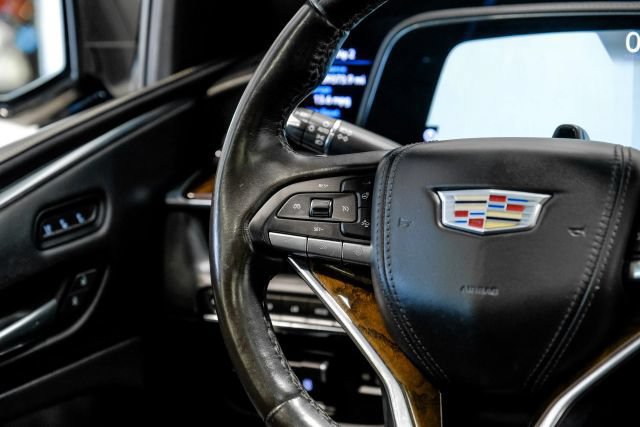 Used 2022 Cadillac Escalade ESV Sport Platinum w/ Heavy-Duty Trailer Package AWD/4WD image 25