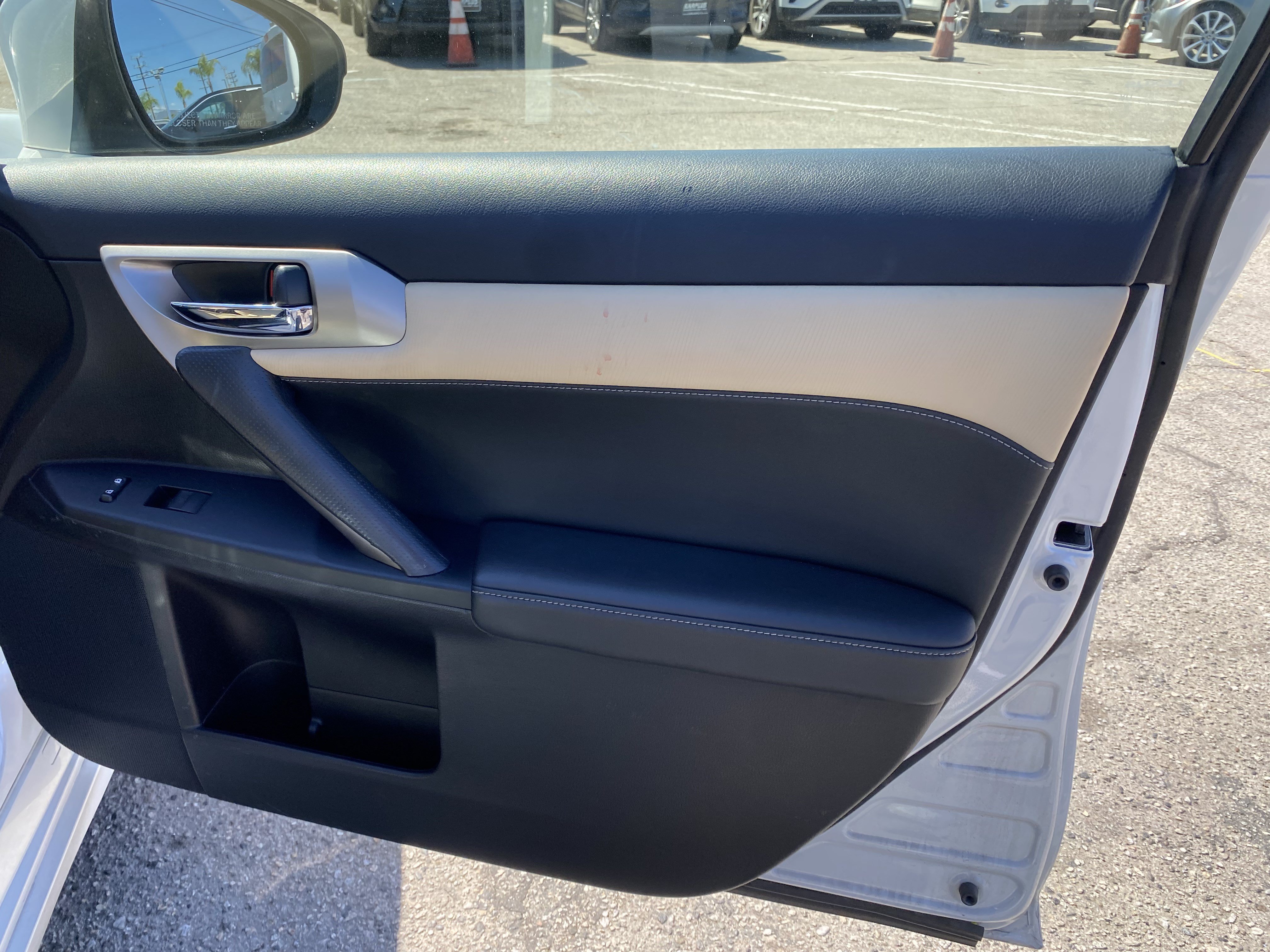 Used 2017 Lexus CT 200h w/ Seat Comfort Package FWD image 23