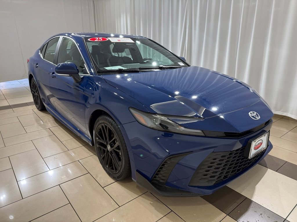 Certified 2025 Toyota Camry SE image 7