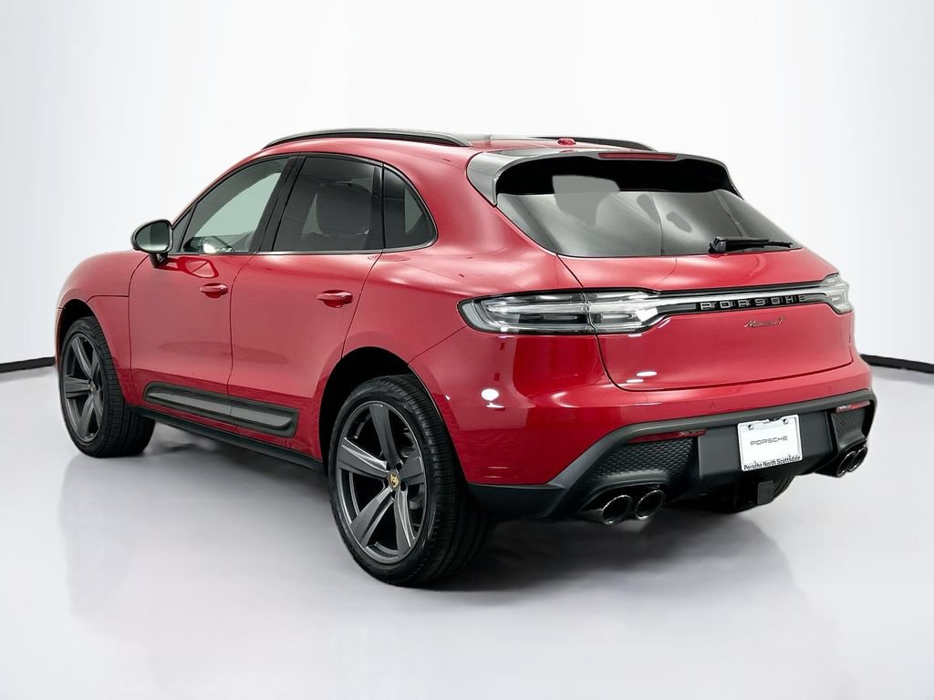 Used 2026 Porsche Macan AWD/4WD image 3