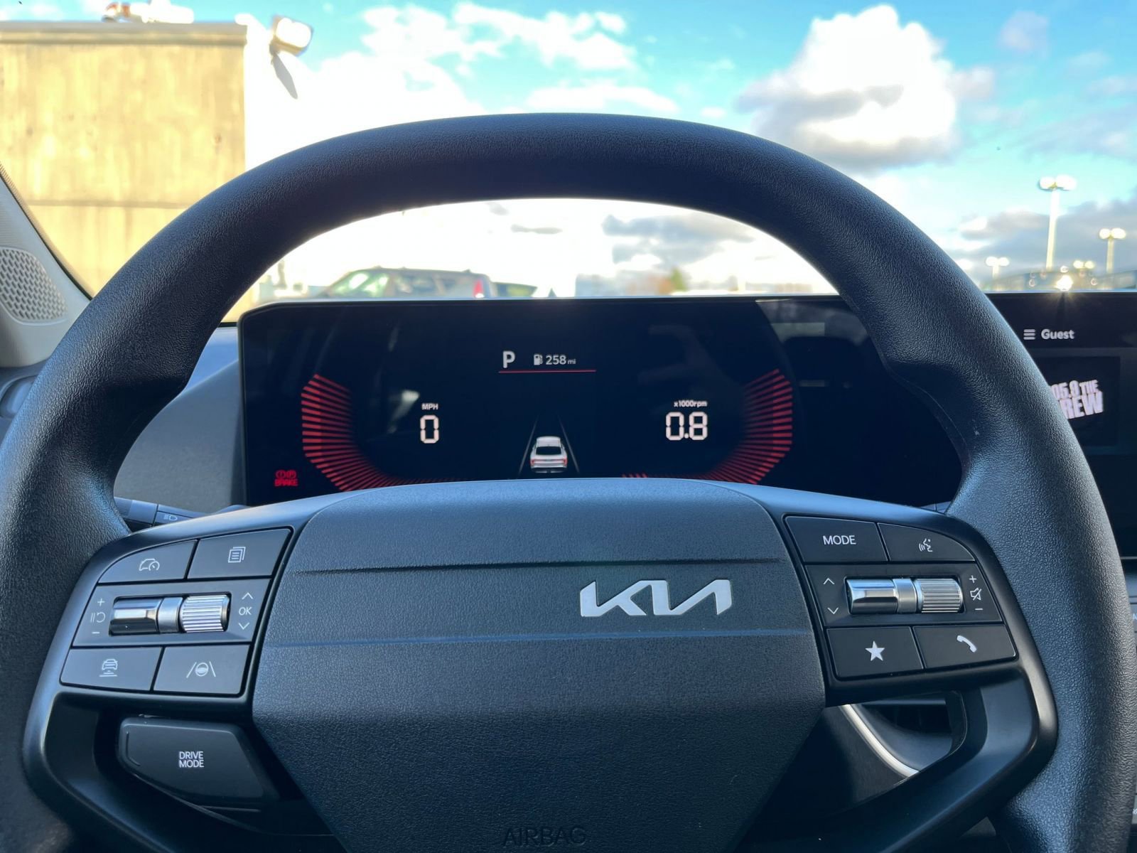 Used 2025 Kia K4 LXS image 27