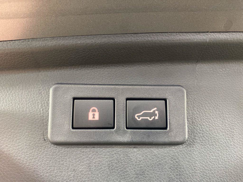 Certified 2025 Subaru Outback Premium AWD/4WD image 33