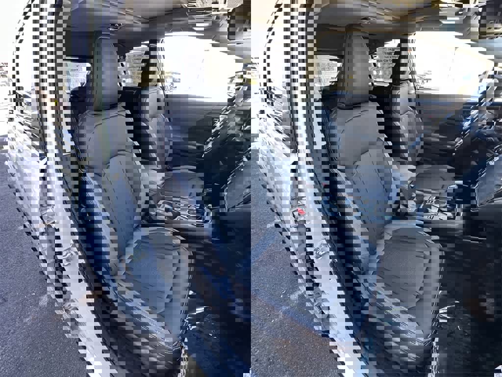 New 2025 Subaru Crosstrek 2.5i Limited w/ Popular Package #3A image 15