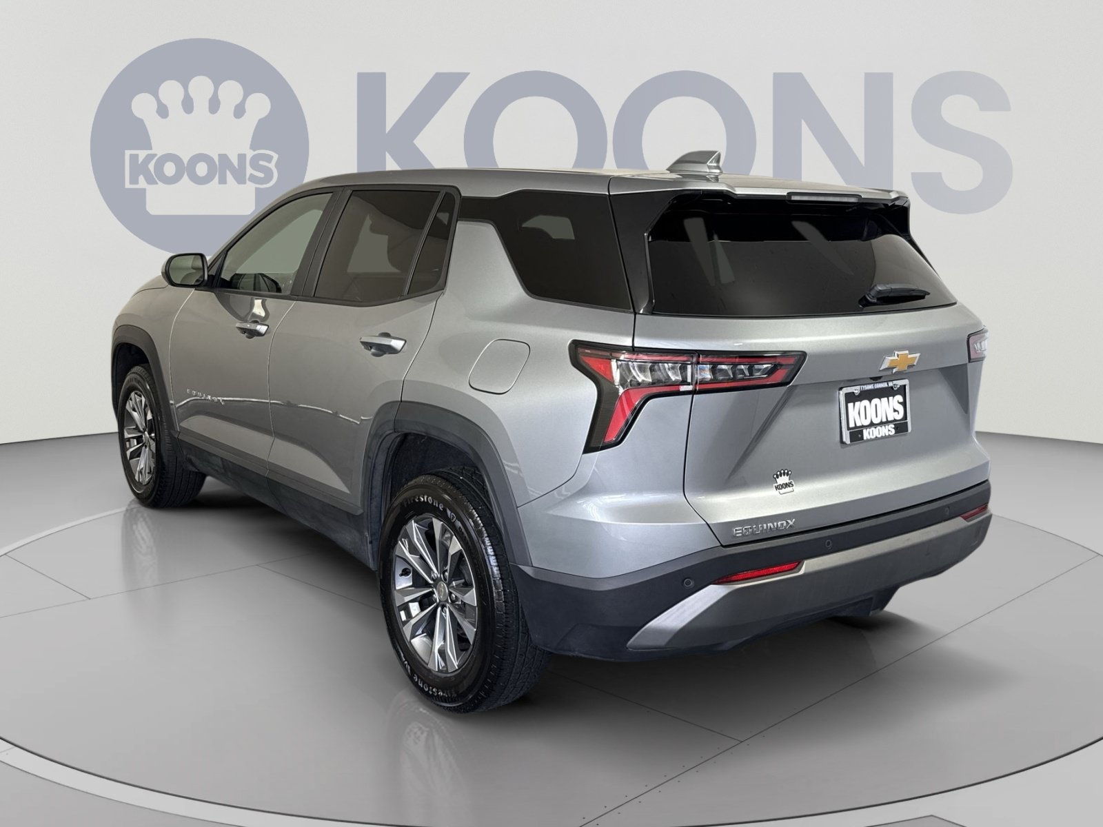 Used 2025 Chevrolet Equinox LT FWD image 4