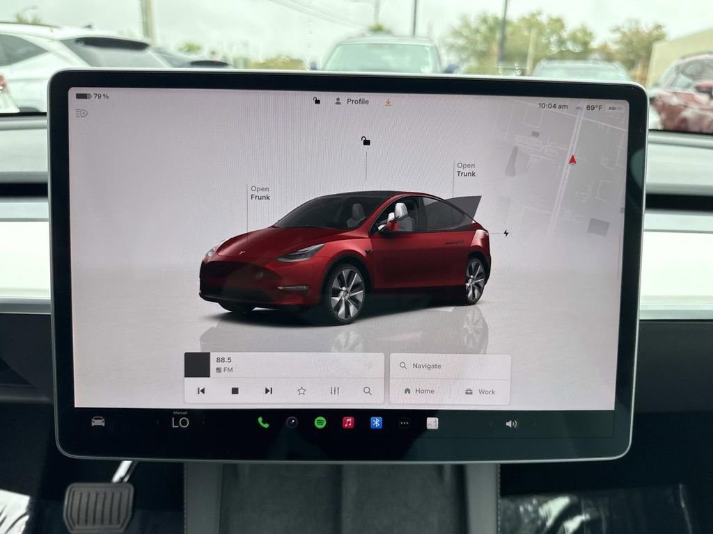 Used 2022 Tesla Model Y Long Range image 28