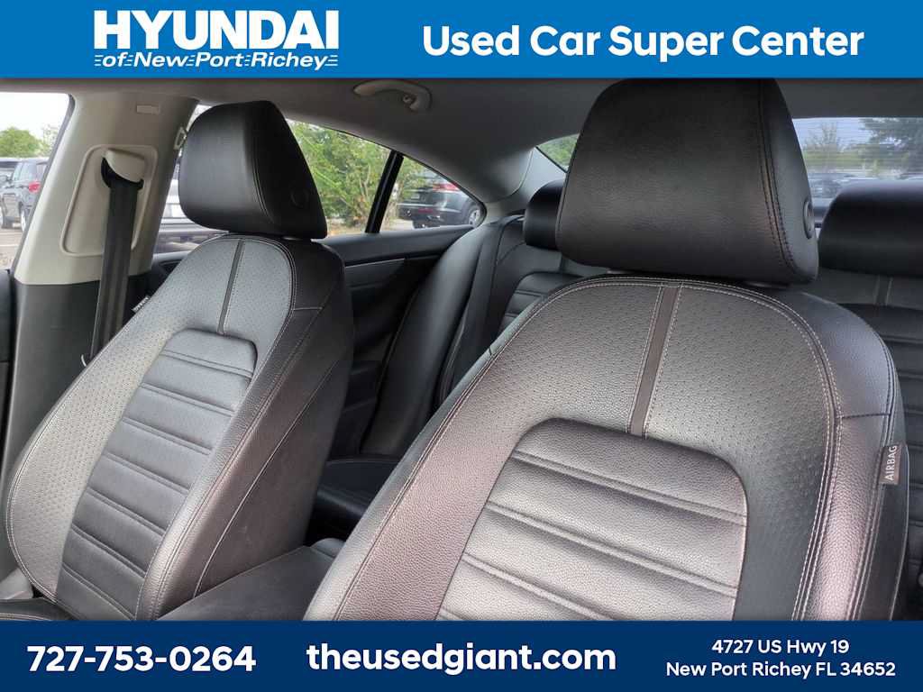 Used 2012 Volkswagen CC Sport FWD image 7