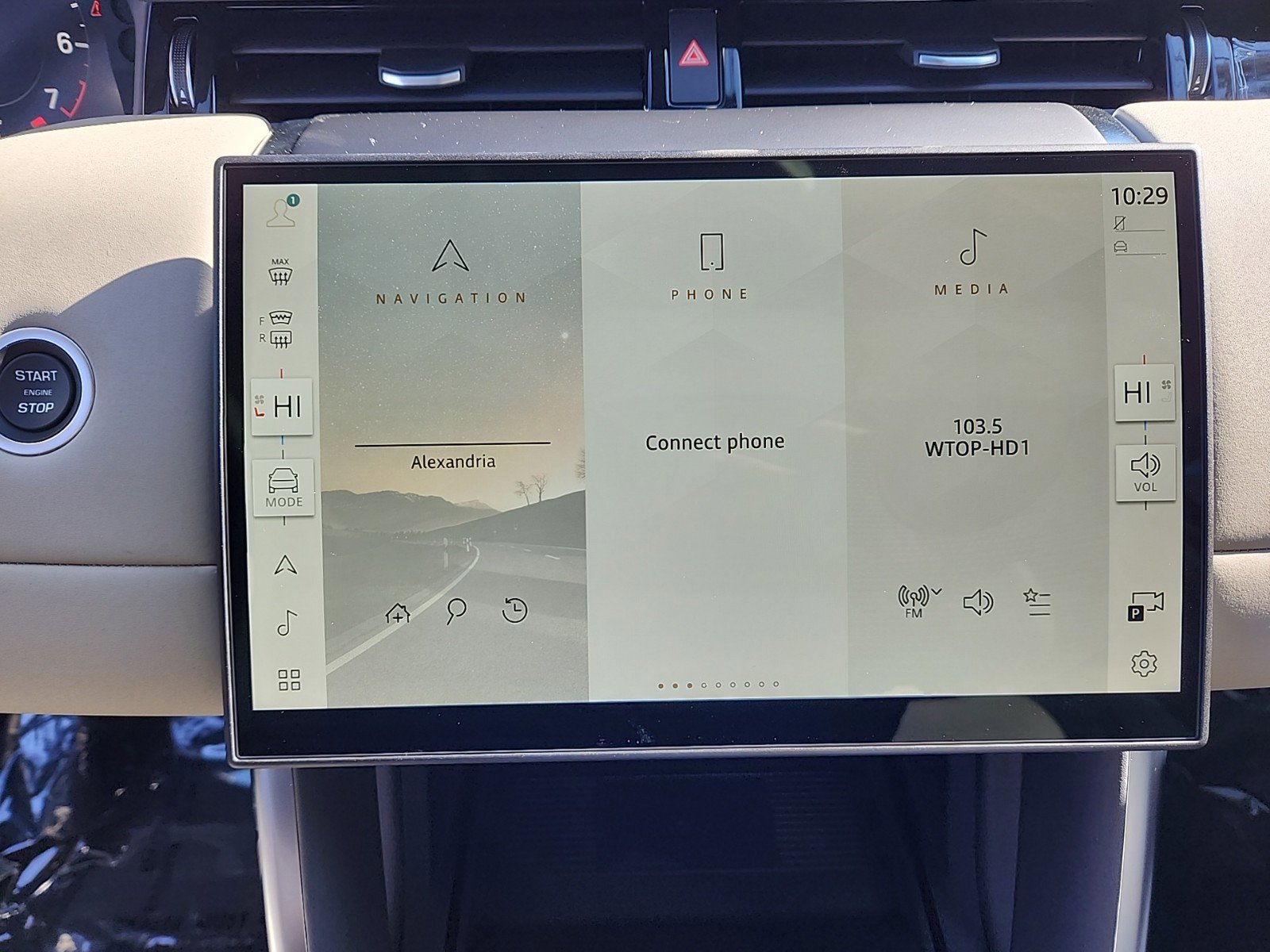 Certified 2025 Land Rover Discovery Sport S image 17