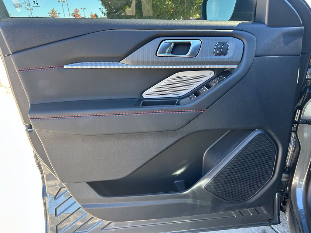 Used 2026 Ford Explorer ST w/ Sun And Sound Package AWD/4WD image 23