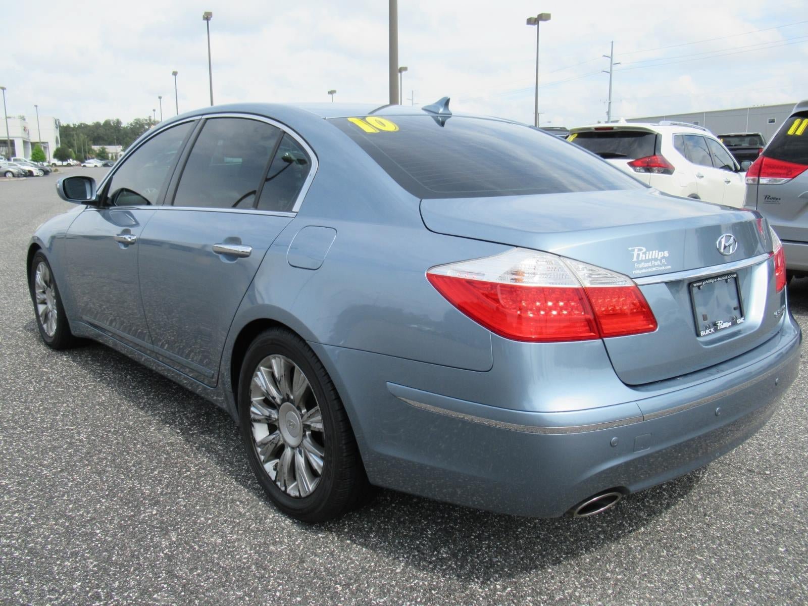Used 2010 Hyundai Genesis 3.8 w/ Premium Pkg 2 RWD image 5
