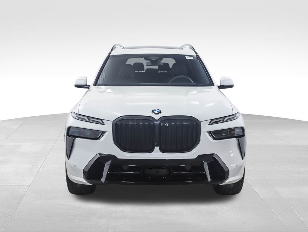 Used 2026 BMW X7 xDrive40i w/ M Sport Package image 8