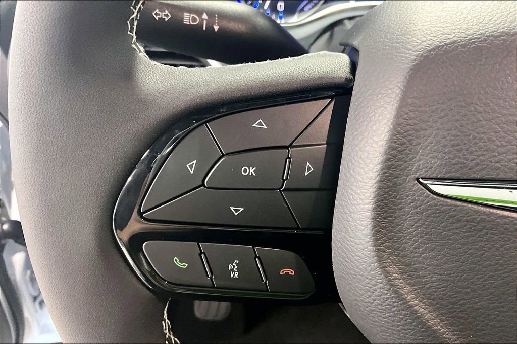 New 2026 Chrysler Pacifica Limited w/ S Appearance Package image 13
