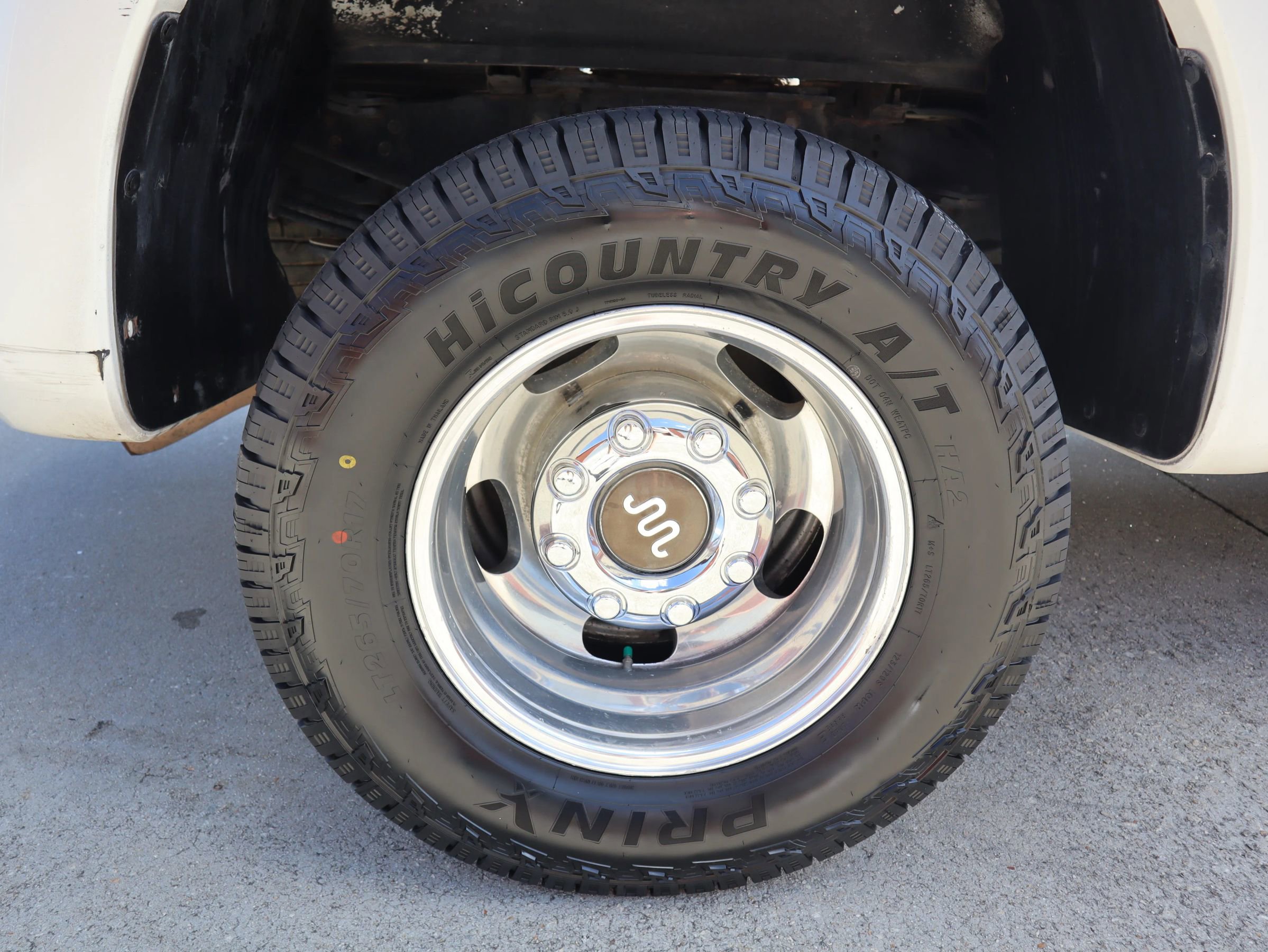 Used 2015 Ford F350 King Ranch w/ King Ranch w/Chrome Package image 39