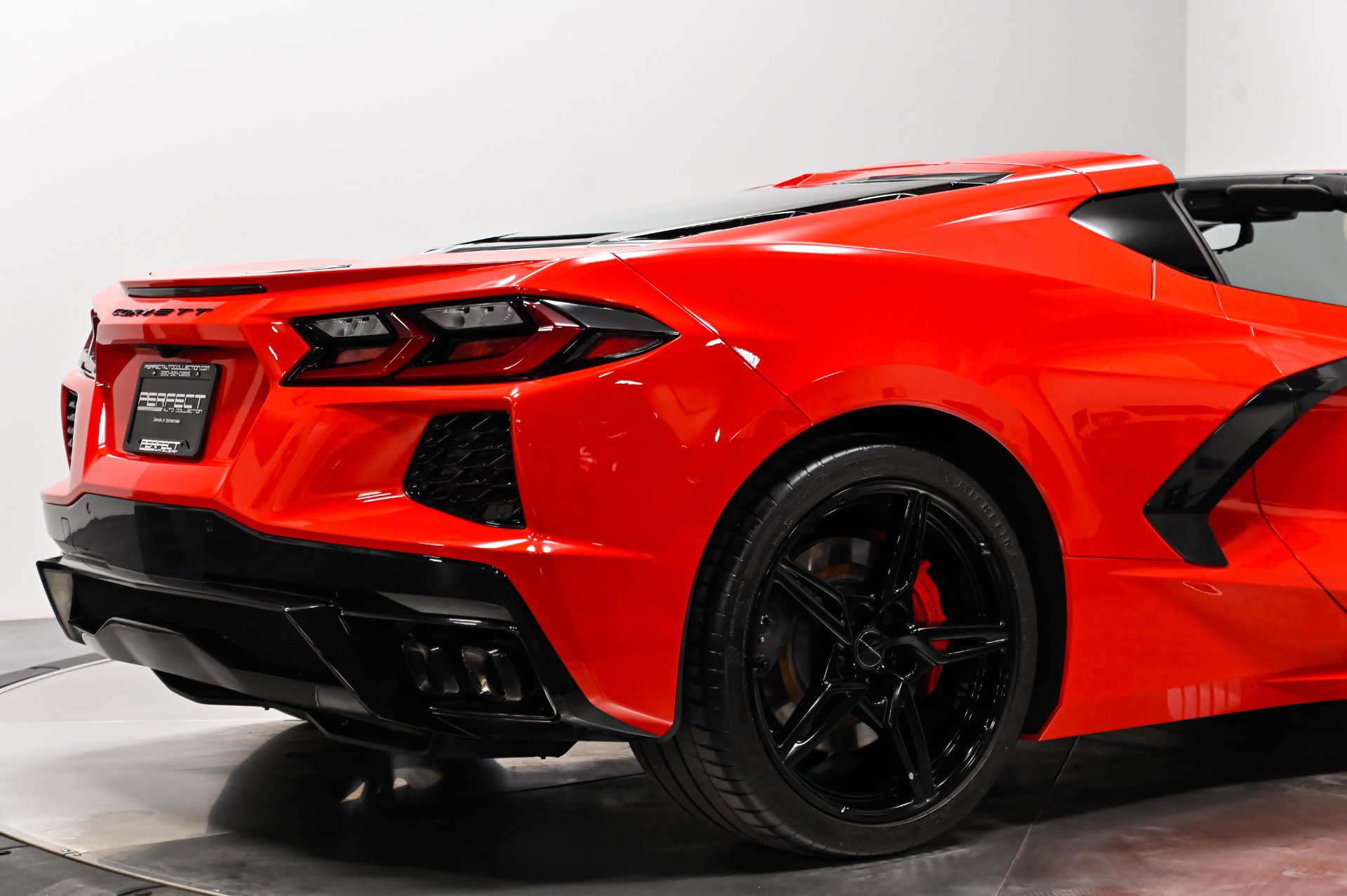 Used 2022 Chevrolet Corvette Stingray Preferred Cpe w/ Z51 Performance Package RWD image 42