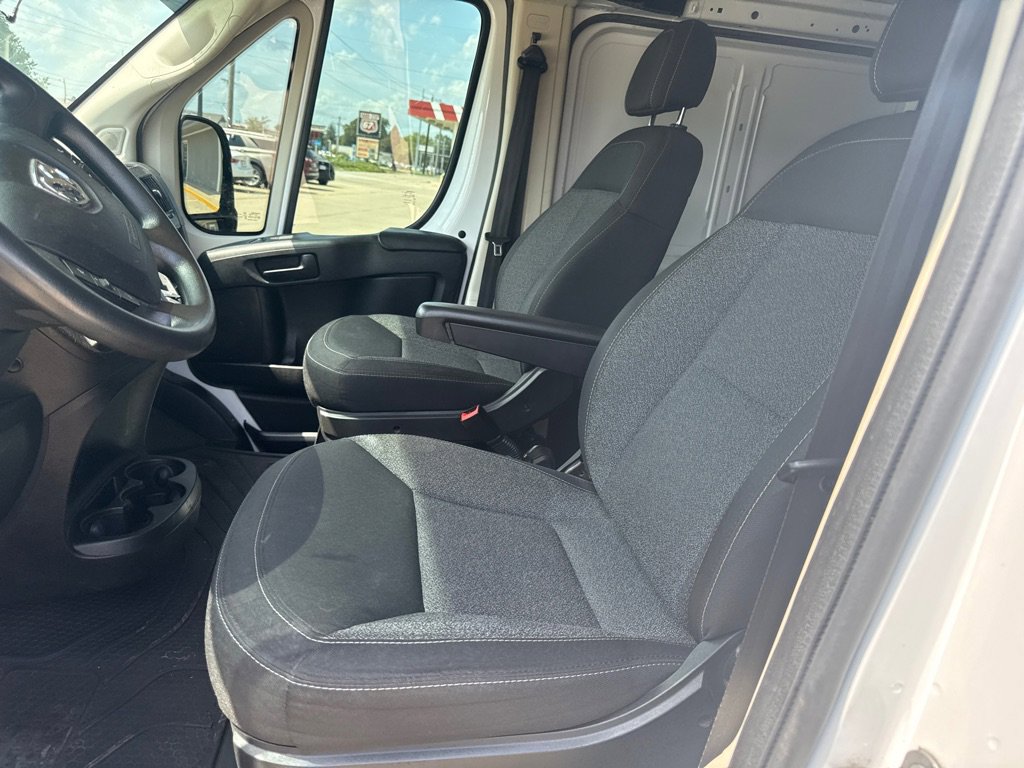 Used 2018 RAM ProMaster 1500 w/ Interior Convenience Group image 16