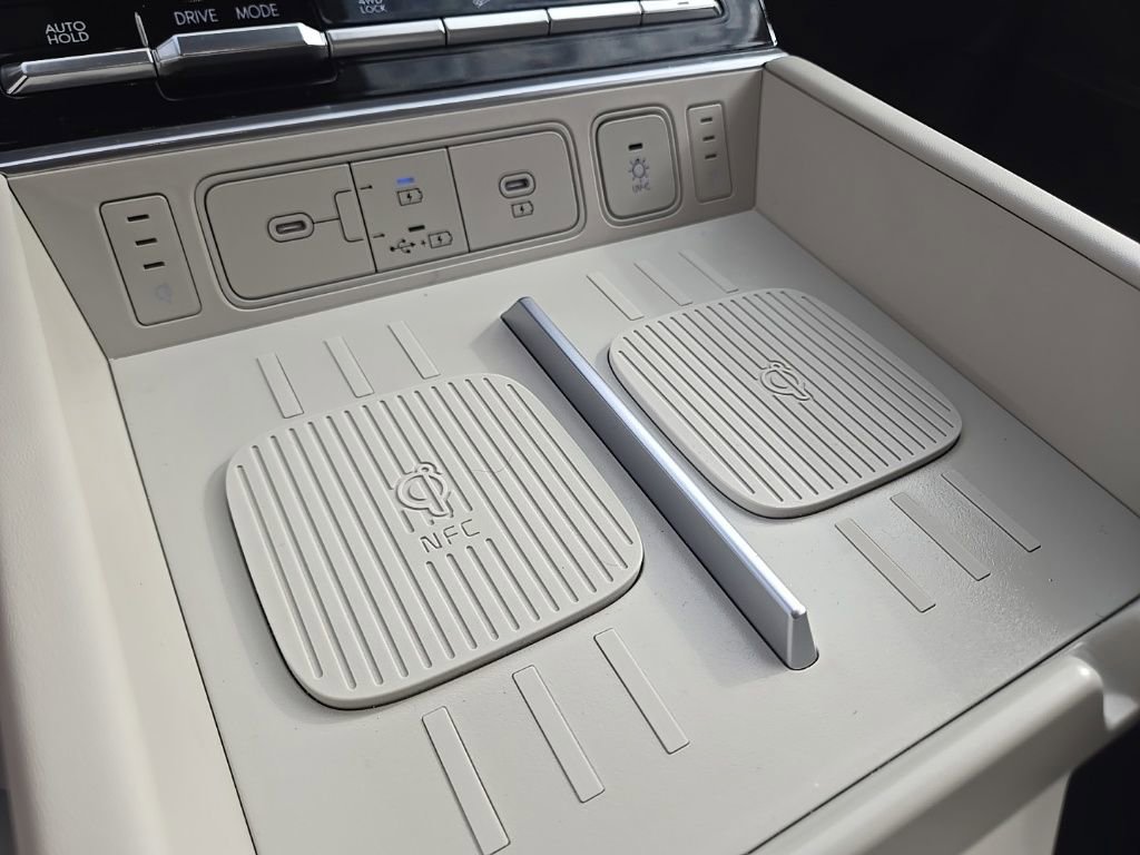 Used 2025 Hyundai Santa Fe Calligraphy image 20