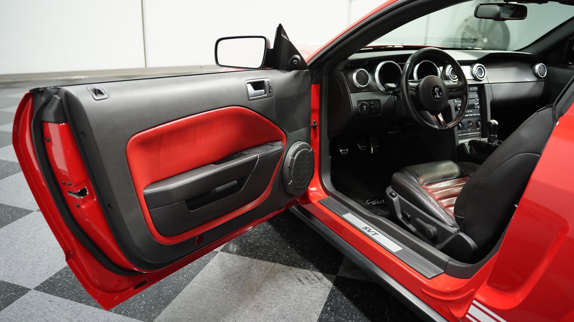 Used 2009 Ford Mustang Shelby GT500 RWD image 28