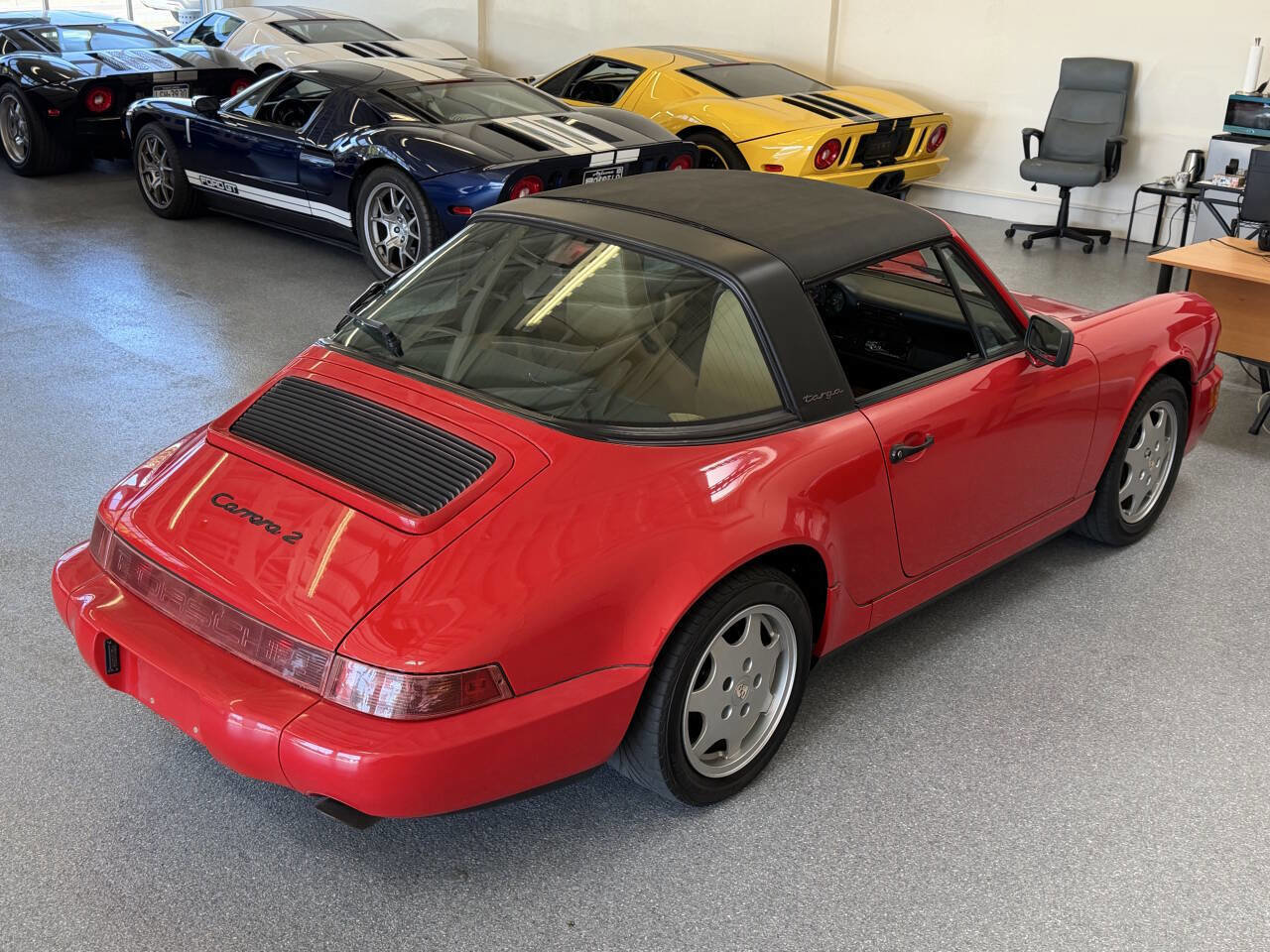 Used 1991 Porsche 911 Targa image 17