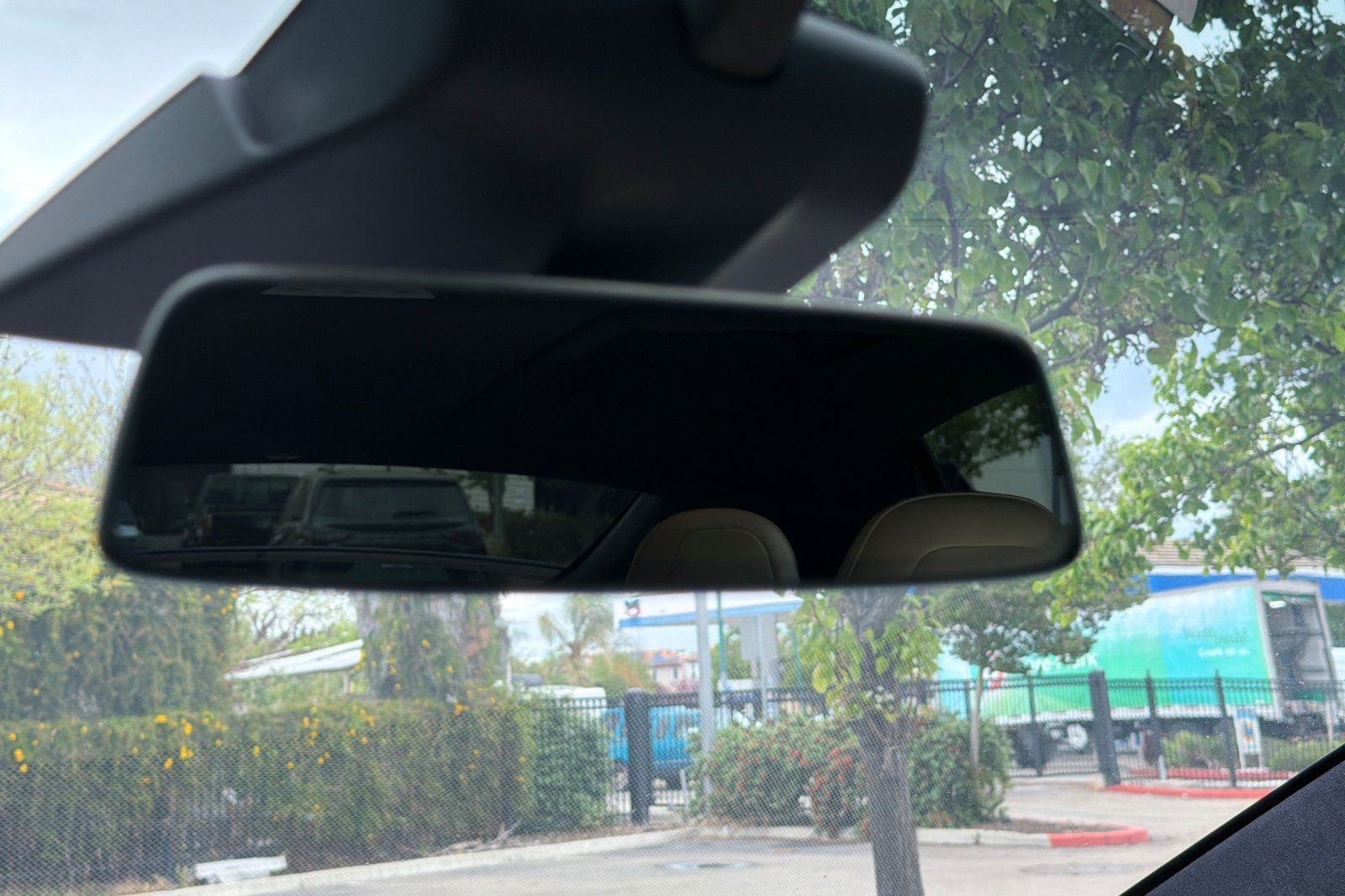 Used 2020 Tesla Model X Long Range image 25