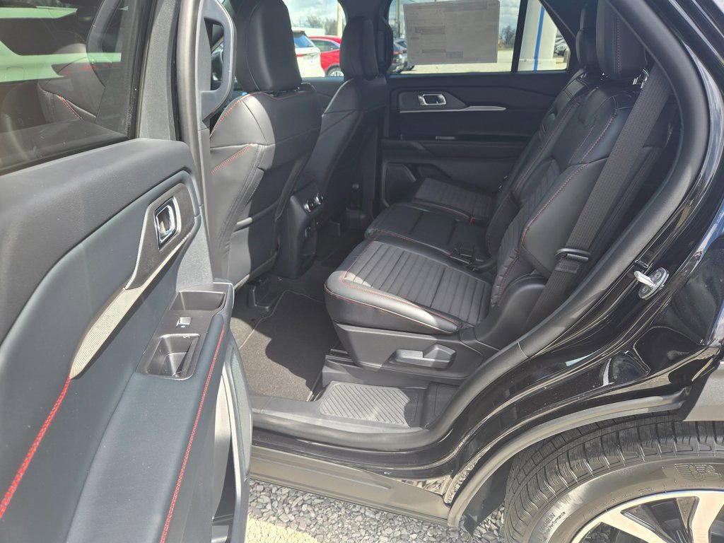 New 2026 Ford Explorer ST-Line image 8