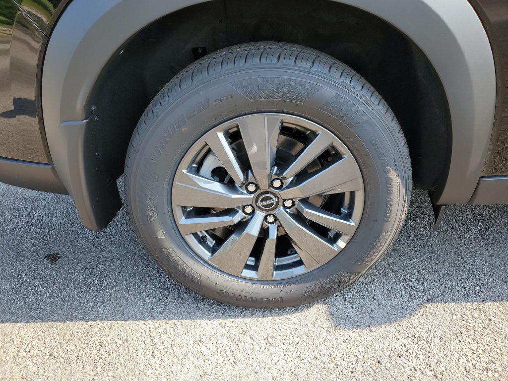 New 2026 Nissan Pathfinder SV FWD image 5